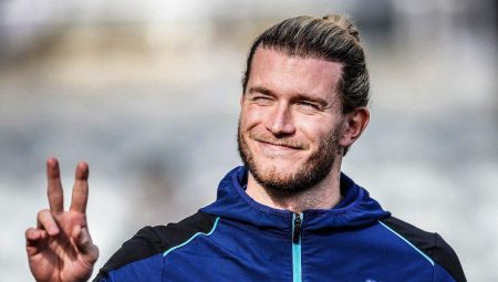 Karius, final maçından evvel sevgilisiyle Milano’ya gidince reaksiyon topladı